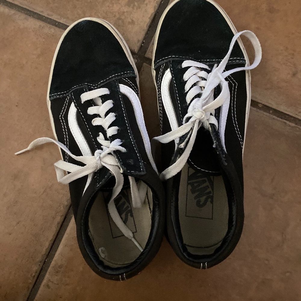 Women’s black old skool vans